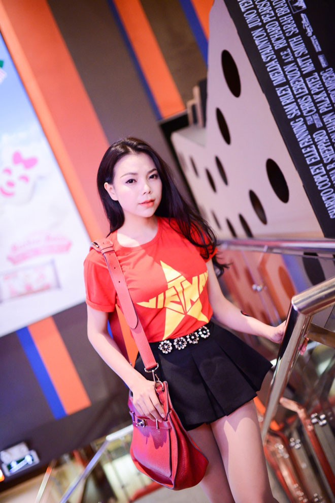 Trà Ngọc Hằng ước một lần được hát ở Trường Sa - ảnh 4