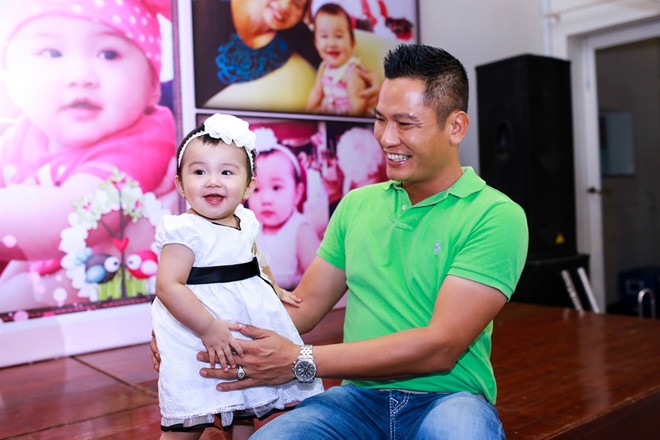 Con gái Jennifer Phạm xinh như công chúa trong lễ thôi nôi - ảnh 5