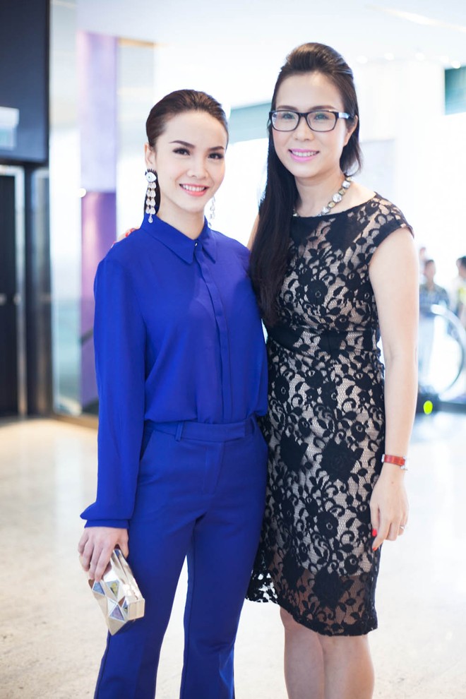 Yến Trang 'chuẩn men' khi dự họp báo - ảnh 5
