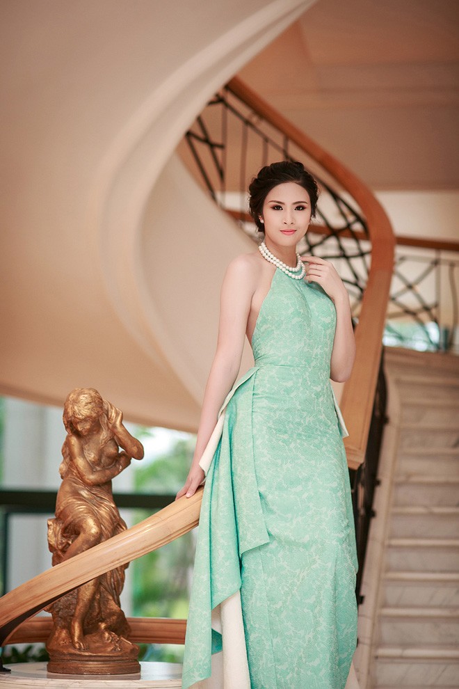 Ngọc Hân khoe lưng trần nõn nà - ảnh 9