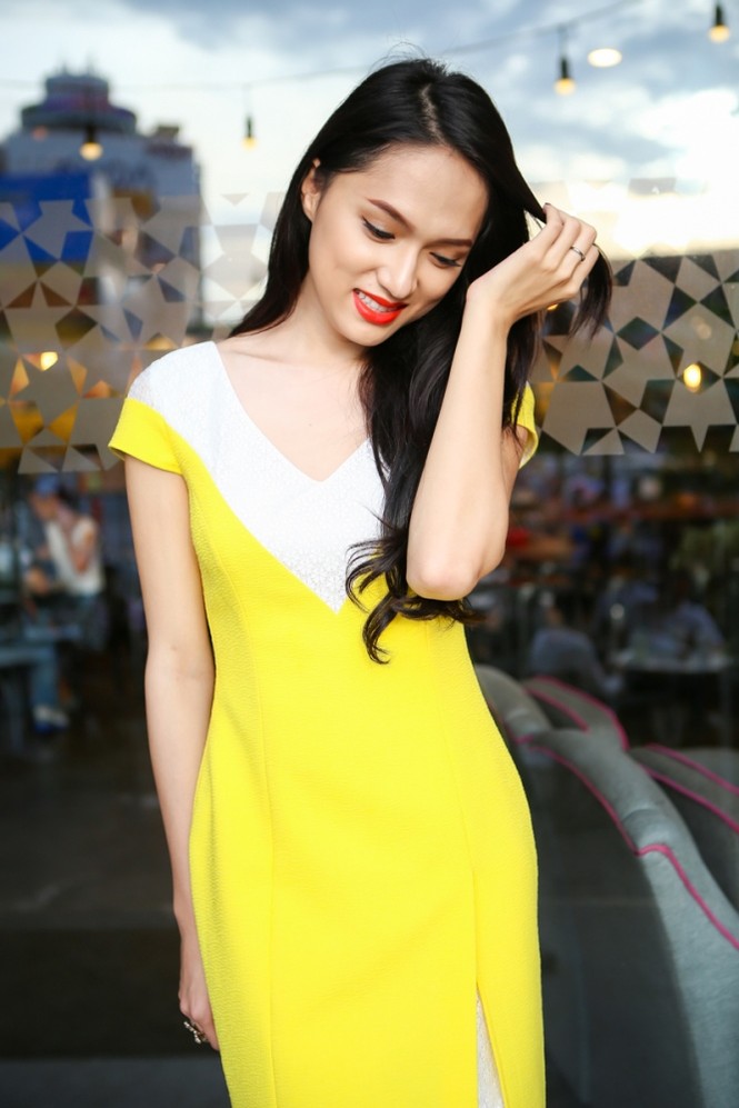 Hương Giang Idol mặc váy nghi 'nhái' của Dior - ảnh 2