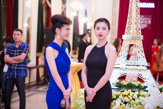 Dàn mỹ nữ 'đọ' lưng trần, ngực đầy sexy ở Hà Nội - ảnh 9