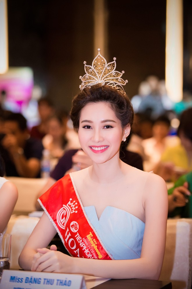 Hoa hậu Đặng Thu Thảo: Chờ thí sinh Hoa hậu Việt Nam 2014 tỏa sáng - ảnh 2