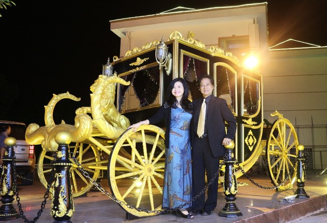 Chế Linh cùng vợ đi vãn cảnh chùa Hương - ảnh 8