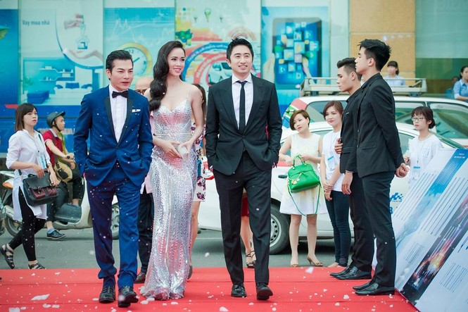 Vũ Ngọc Anh gợi cảm sánh vai cùng Trần Bảo Sơn - ảnh 1