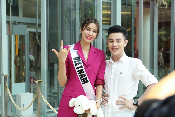 Phạm Hương được fan Thái Lan chào đón nồng nhiệt - ảnh 7