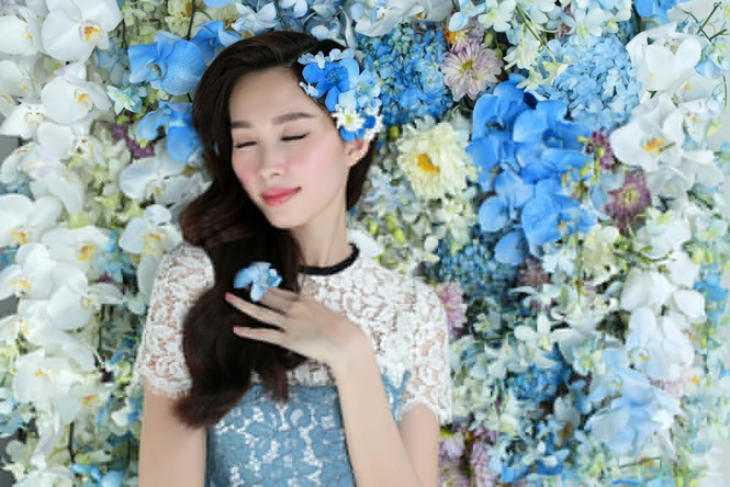 Hoa hậu Thu Thảo xinh đẹp với váy kết hàng trăm hoa lan - ảnh 7