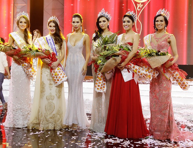 Hà Anh khoe vòng một gợi cảm trong đêm chung kết Miss Global - ảnh 10