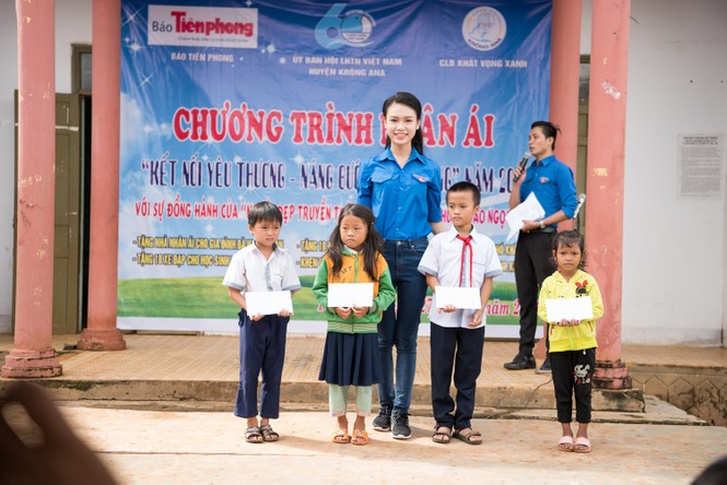 ‘Người đẹp truyền thông’ Ngọc Vân tiếp nối dự án nhân ái ở Tây Nguyên - ảnh 6
