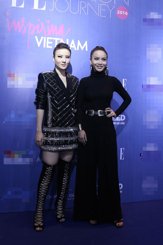 Angela Phương Trinh 'kín bưng' trên thảm đỏ Elle Fashion Journey - ảnh 11