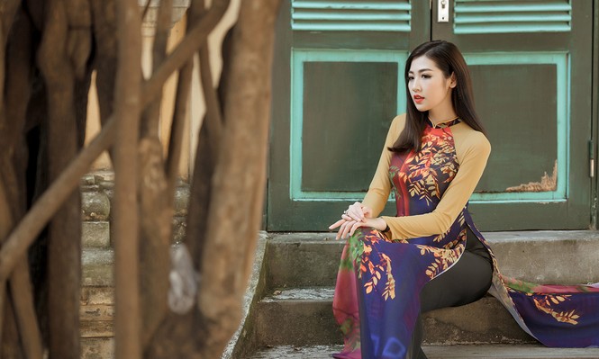 Á hậu Tú Anh khoe nét dịu dàng với áo dài dưới nắng thu - ảnh 7