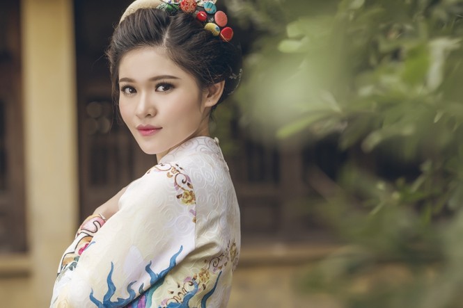 Á hậu Thùy Dung hoá cô Tấm xinh đẹp với áo dài cách điệu - ảnh 9
