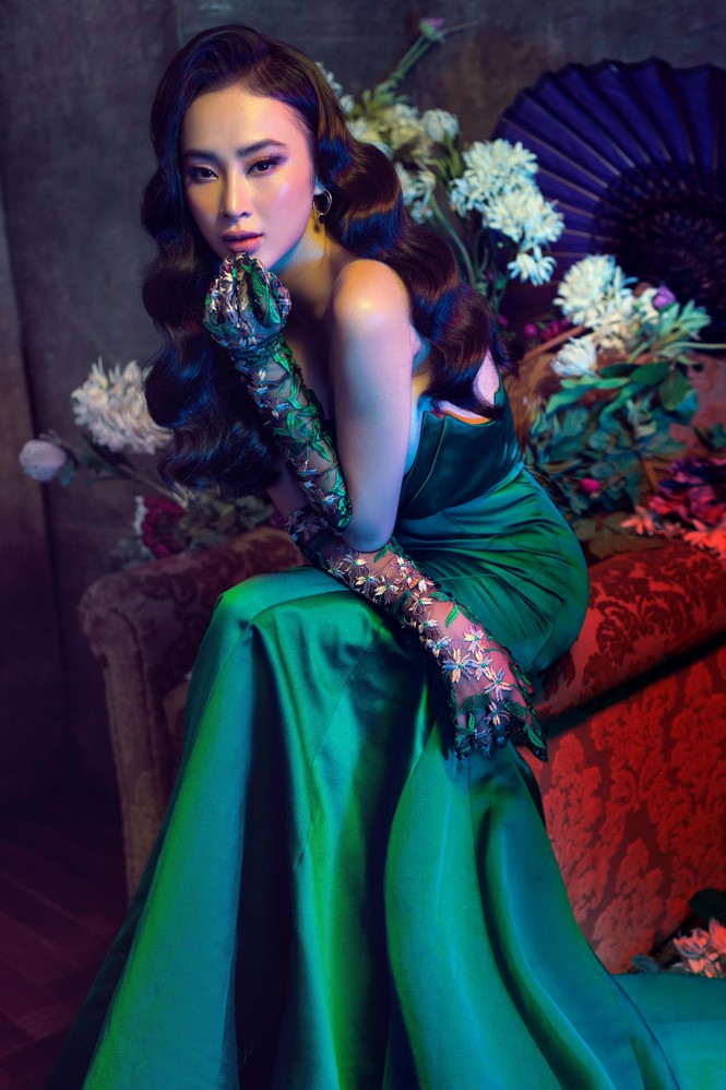 Angela Phương Trinh đẹp ma mị với phong cách cổ điển - ảnh 9
