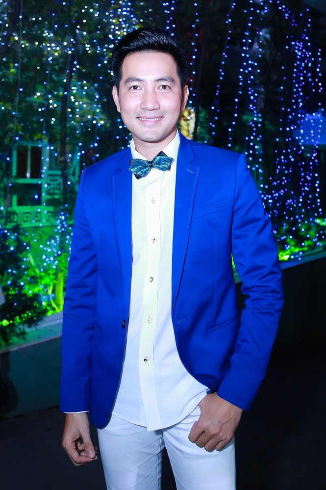 Hari Won ngủ gật trước khi lên sân khấu - ảnh 9