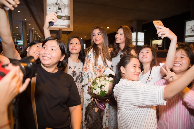 'Nữ hoàng Sắc đẹp Mỹ La Tinh 2016' rạng rỡ sang Việt Nam - ảnh 2