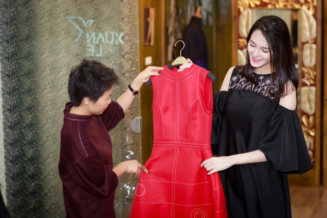 Á hậu Hoàng Anh 'tái xuất' xinh đẹp dù mới sinh con được 1 tháng - ảnh 4