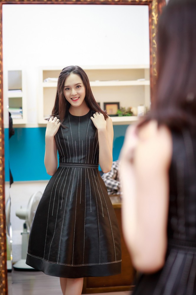 Á hậu Hoàng Anh 'tái xuất' xinh đẹp dù mới sinh con được 1 tháng - ảnh 7