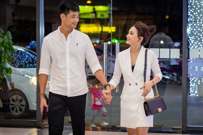 Bảo Thanh được ông xã tình tứ tháp tùng đi sự kiện bằng xế sang - ảnh 3