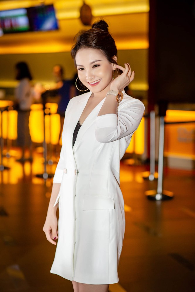 Bảo Thanh được ông xã tình tứ tháp tùng đi sự kiện bằng xế sang - ảnh 7