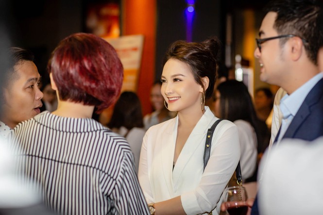 Bảo Thanh được ông xã tình tứ tháp tùng đi sự kiện bằng xế sang - ảnh 8