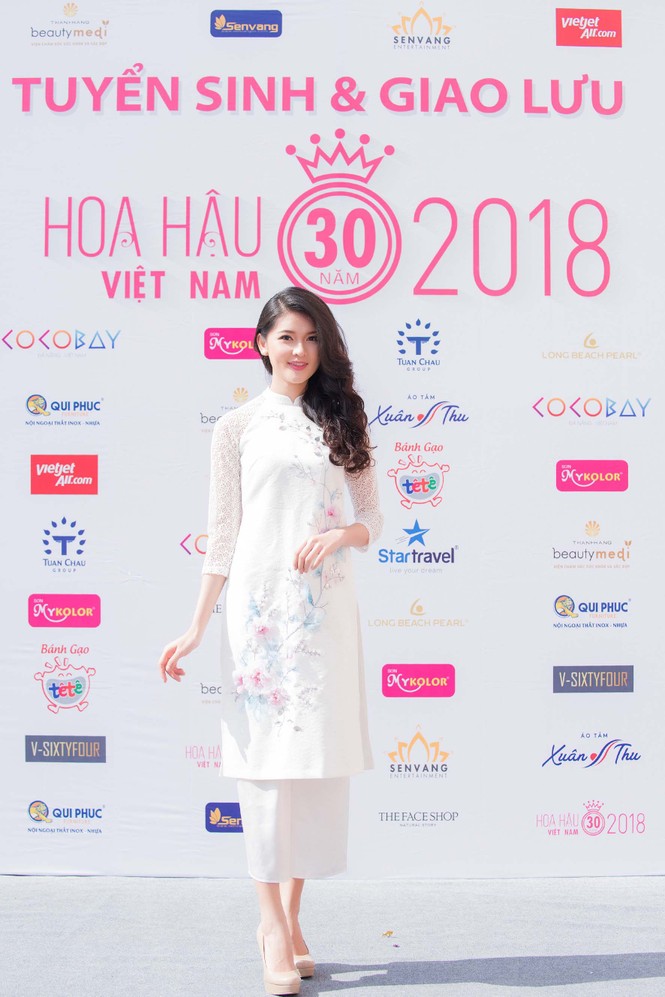 Hoa hậu Mai Phương đẹp mặn mà, 'tái xuất' sau 16 năm đăng quang - ảnh 4