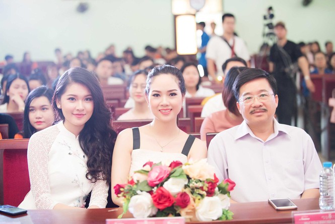 Hoa hậu Mai Phương đẹp mặn mà, 'tái xuất' sau 16 năm đăng quang - ảnh 8
