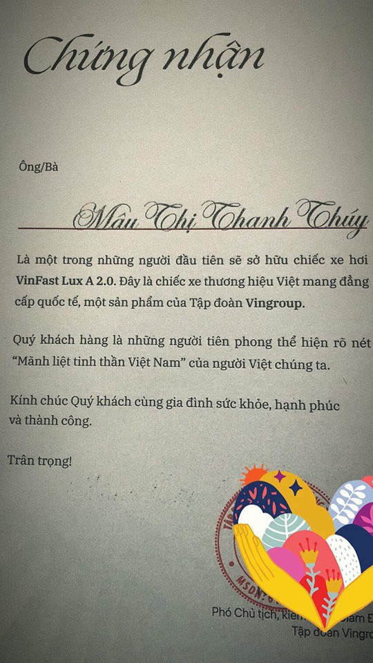 Á hậu Mâu Thuỷ khoe giấy xác nhận sở hữu xe hơi Vinfast Lux A 2.0 - ảnh 1