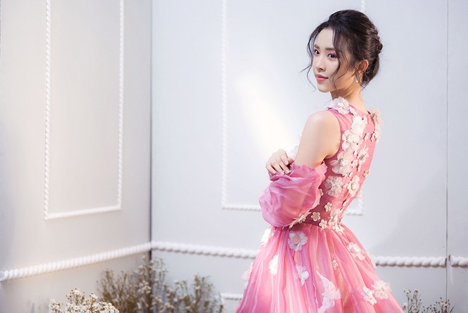 Á hậu Thuý An tái xuất xinh đẹp, hé lộ kế hoạch thi sắc đẹp quốc tế - ảnh 7