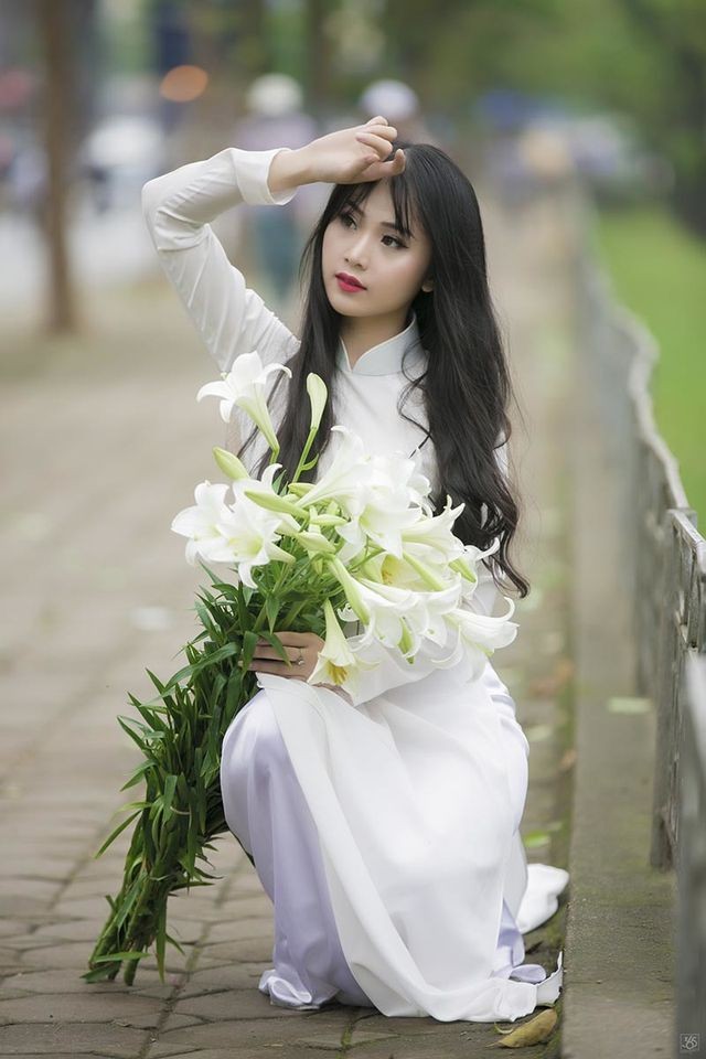 Hoa khôi Tài chính xinh đẹp, đa tài, kiếm hàng chục triệu đồng mỗi tháng - ảnh 1