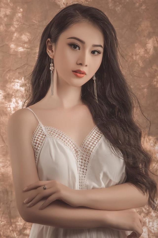 Hoa khôi Tài chính xinh đẹp, đa tài, kiếm hàng chục triệu đồng mỗi tháng - ảnh 4