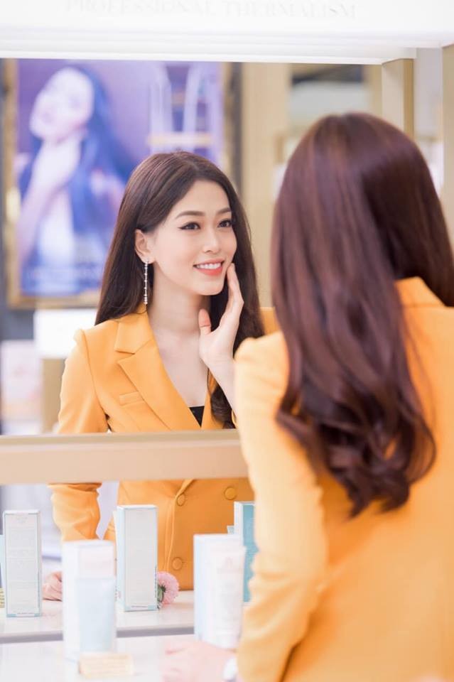 Hoa hậu Tiểu Vy , á hậu Huyền My mặc váy gợi cảm, quyến rũ nhất tuần - ảnh 9