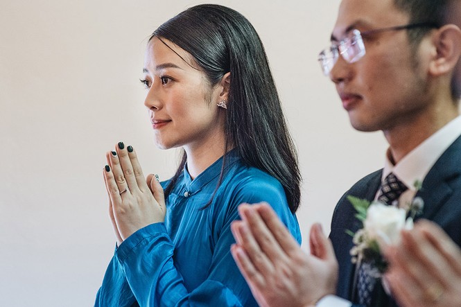 MC Phí Linh xinh đẹp trong lễ ăn hỏi với phó trưởng phòng VTV - ảnh 6