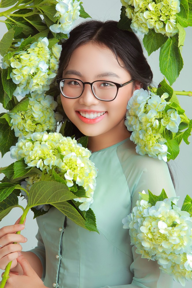 Phương Mỹ Chi tiết lộ lý do tự sản xuất album, không đồng hành với Quang Lê - ảnh 1