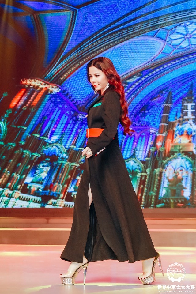 Đại diện Việt Nam Oanh Lê đăng quang Mrs International World 2019 - ảnh 11