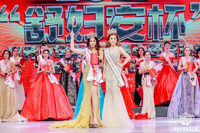 Đại diện Việt Nam Oanh Lê đăng quang Mrs International World 2019 - ảnh 2