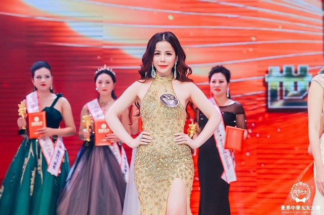 Đại diện Việt Nam Oanh Lê đăng quang Mrs International World 2019 - ảnh 1