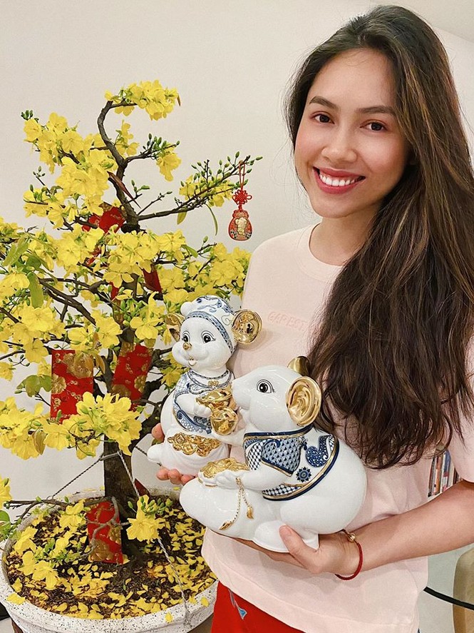 Khánh Vân hoá cô Tấm trẩy hội Xuân, Lương Thuỳ Linh đẹp giản dị ngày mùng 1 Tết - ảnh 15
