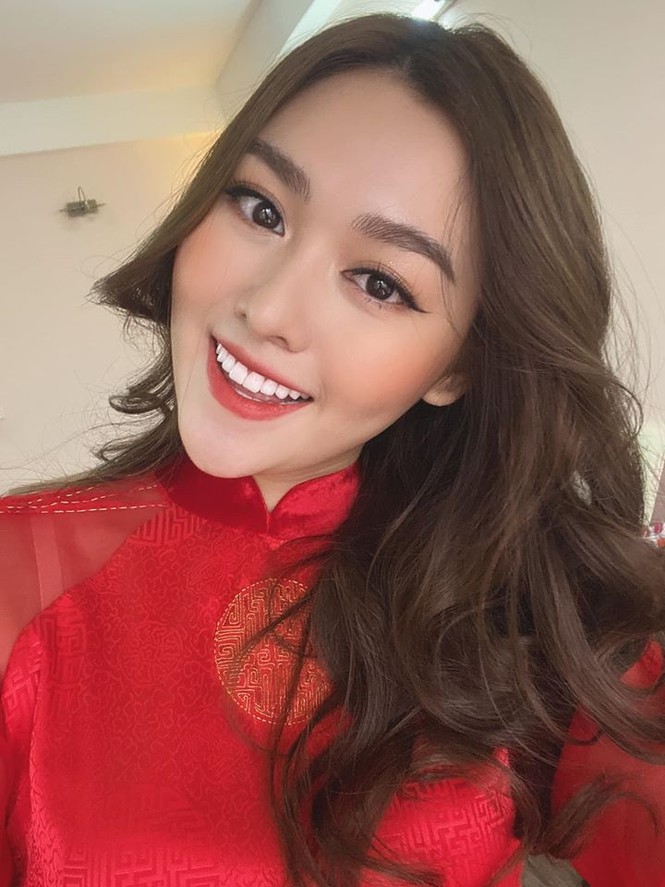 Khánh Vân hoá cô Tấm trẩy hội Xuân, Lương Thuỳ Linh đẹp giản dị ngày mùng 1 Tết - ảnh 6