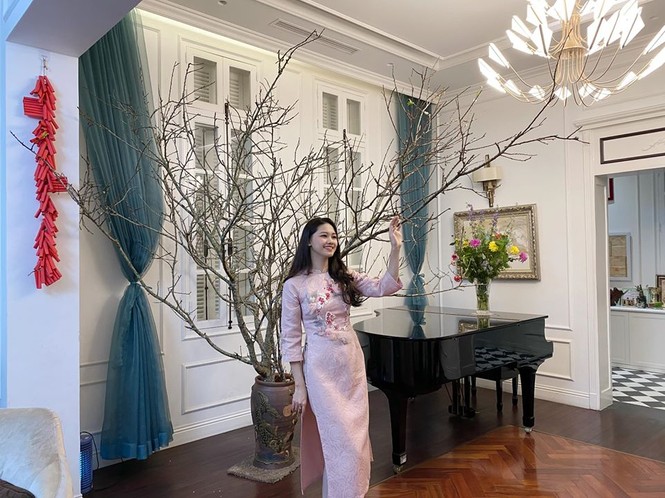 Khánh Vân hoá cô Tấm trẩy hội Xuân, Lương Thuỳ Linh đẹp giản dị ngày mùng 1 Tết - ảnh 13