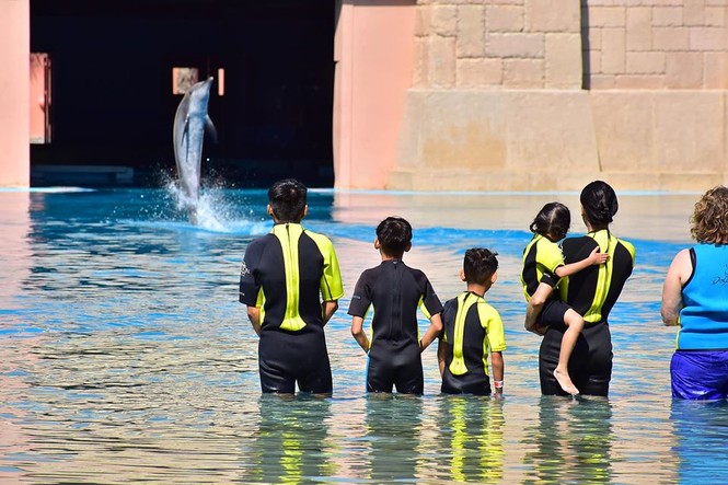 Hà Kiều Anh khoe ảnh gia đình hạnh phúc ở Dubai - ảnh 4