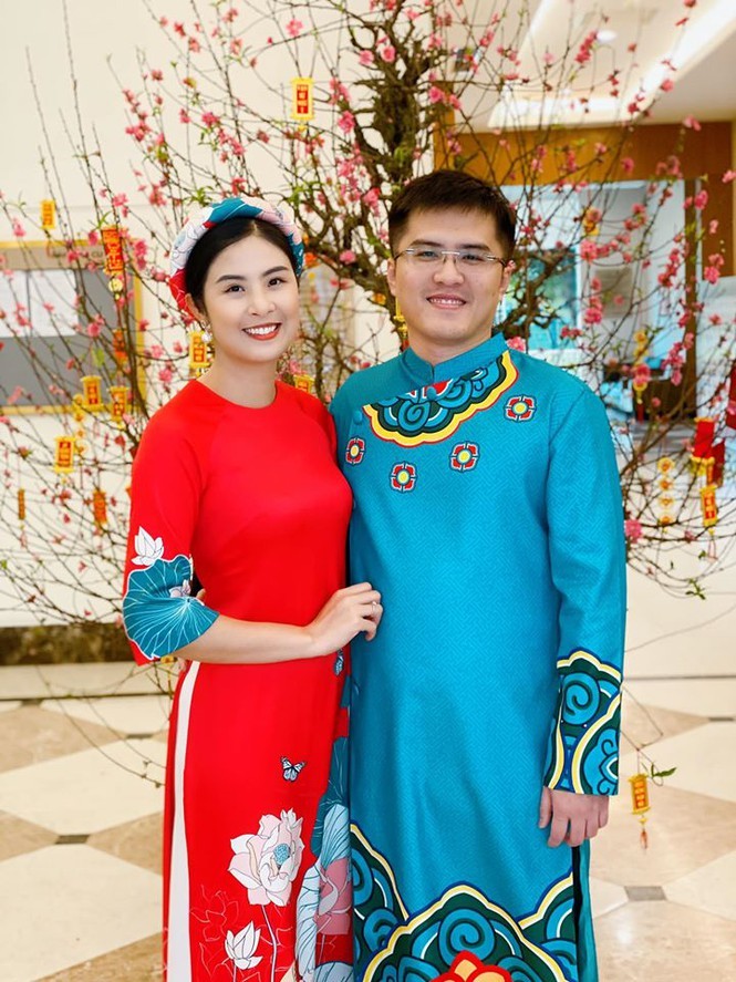 Ngọc Hân hé lộ về món quà Valentine khiến nàng hậu... té xỉu | Hậu trường 4 Ngọc Hân hé lộ về món quà Valentine khiến nàng hậu... té xỉu - ảnh 2