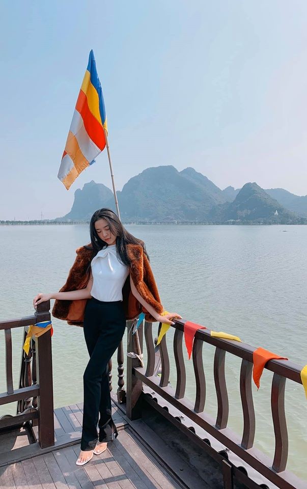 'Thần tiên tỷ tỷ' Đặng Thu Thảo khoe nhan sắc đời thường cũng làm fans trầm trồ - ảnh 8