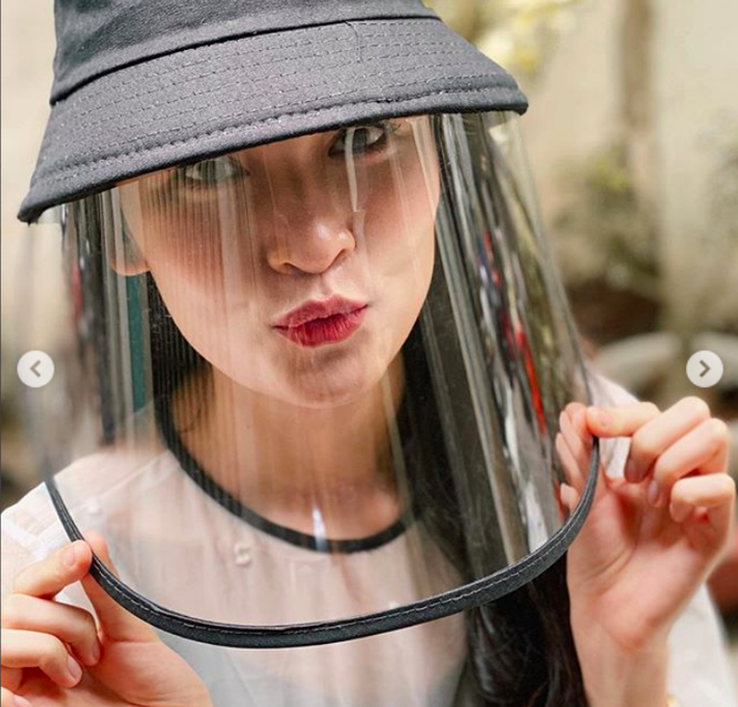 Sinh nhật đúng thời dịch bệnh Covid, Hoàng Thuỳ được tặng toàn quà độc - ảnh 8