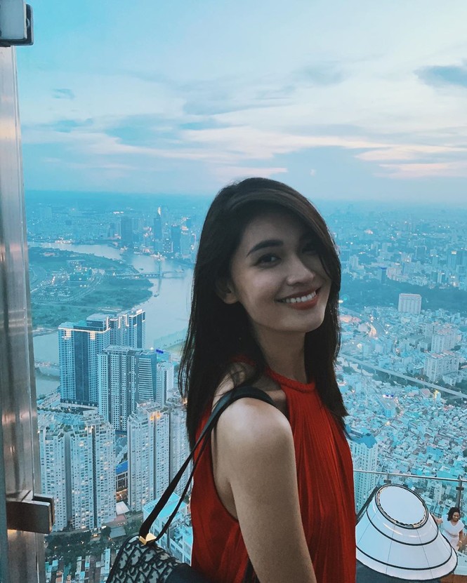 Nguyễn Thị Loan trễ nải gợi cảm, Diễm Hương vẫn rạng rỡ sau tin đồn ly hôn - ảnh 14