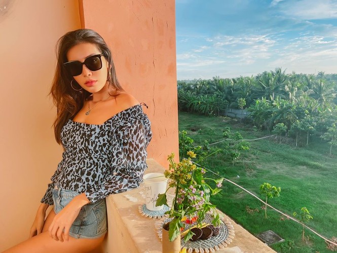 Minh Tú biến khu cách ly thành nơi sống ảo đẹp lung linh như resort - ảnh 1
