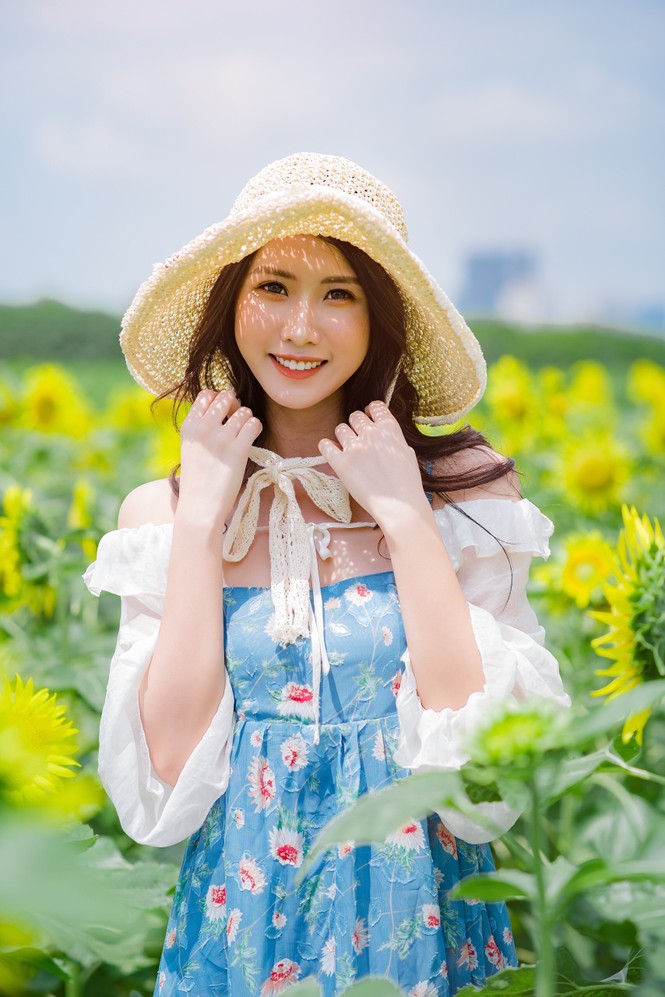 Nữ MC Hà thành sở hữu vòng eo ‘con kiến’ 56 cm cực nóng bỏng dự thi Hoa hậu Việt Nam - ảnh 6