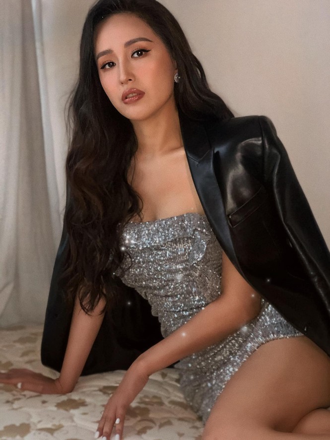 Võ Hoàng Yến khoe eo thon nóng bỏng, Mai Phương Thuý sexy với váy sequin cúp ngực - ảnh 2