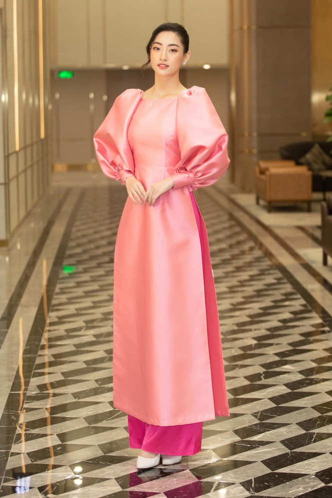Võ Hoàng Yến khoe eo thon nóng bỏng, Mai Phương Thuý sexy với váy sequin cúp ngực - ảnh 5