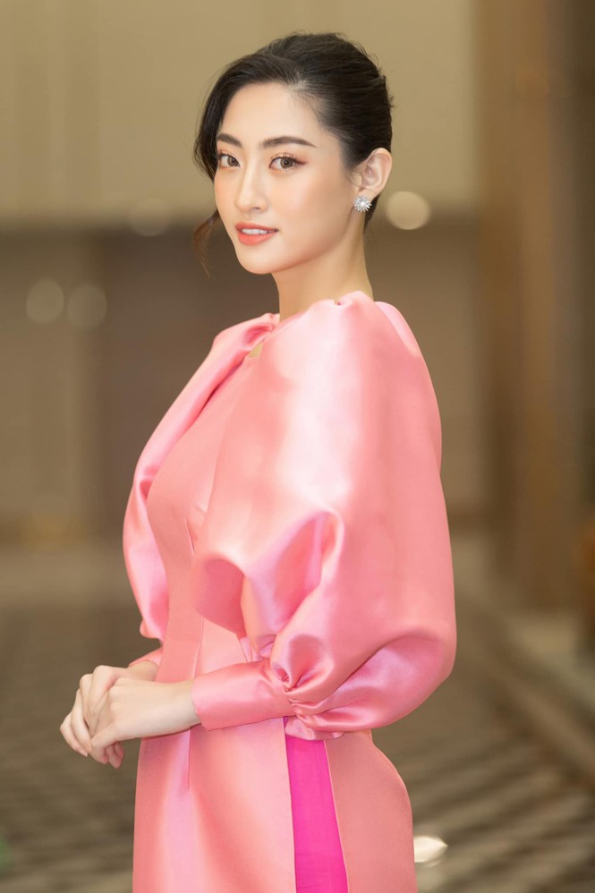 Võ Hoàng Yến khoe eo thon nóng bỏng, Mai Phương Thuý sexy với váy sequin cúp ngực - ảnh 4