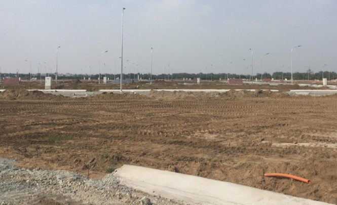 UBND quận “vỡ trận”… vì đất nền “sốt” giá - ảnh 4